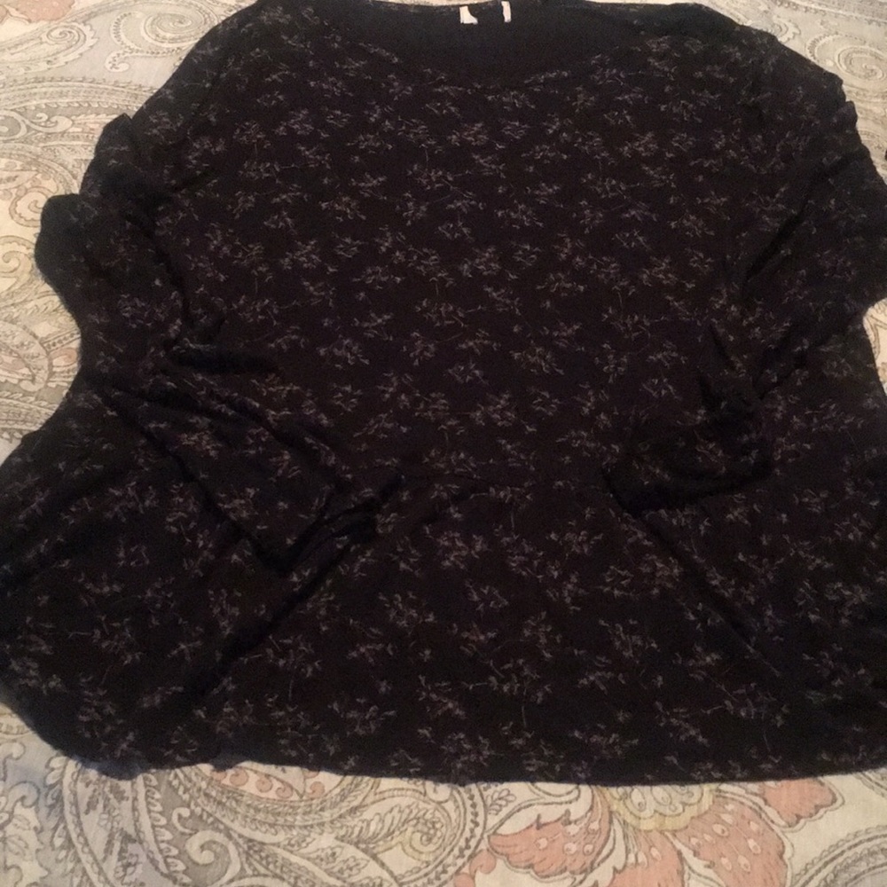 Printed top with ruffle